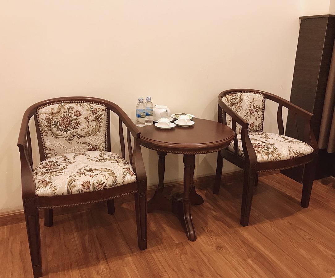 럭키 스타 호텔 부온마투옷 외부 사진